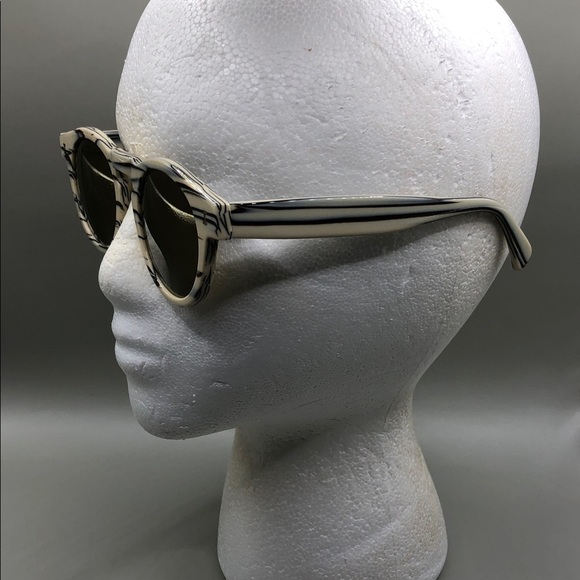 Illesteva leonard sunglasses c.123 cream marble stripe UNISEX, with case, Italy.